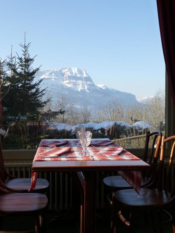 Hotel Les Aravis - Combloux Exterior foto