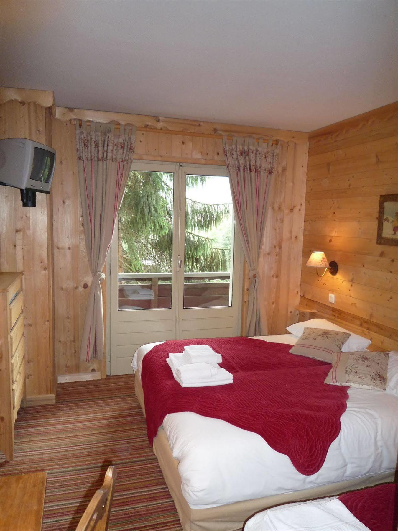 Hotel Les Aravis - Combloux Exterior foto